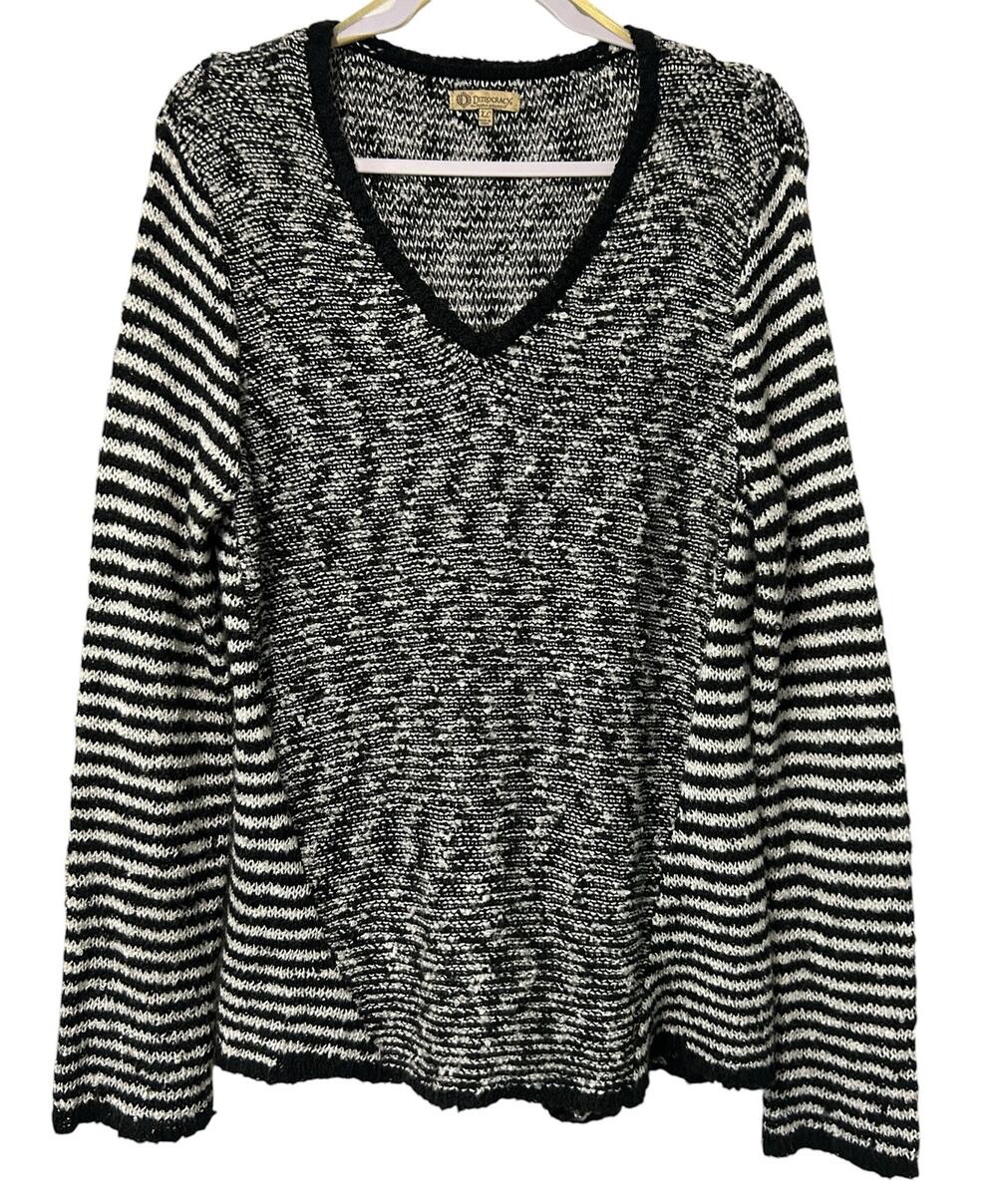 Democracy Mixed Knit Striped Sweater Black White Boho Artsy V Neck XL